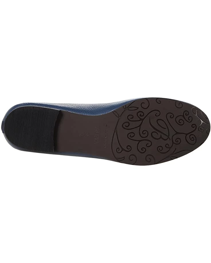 Brighton Aleta | Flats 3 Brighton Aleta | Flats - Image 3